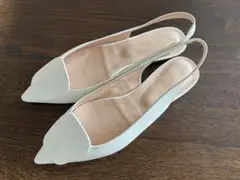 allureville ホワイト ポインテッドトゥ ミュール