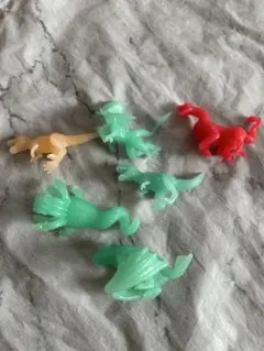 ドラゴン最強王図鑑 フィギュア　チョコエッグ　ドラゴンその他　6体