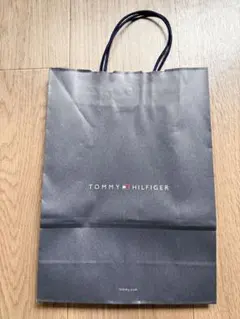 TOMMY HILFIGER ショップ袋 中型 ネイビー