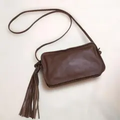 ear PAPILLONNER《本革レザー/軽量》ロングタッセルショルダーバッグ