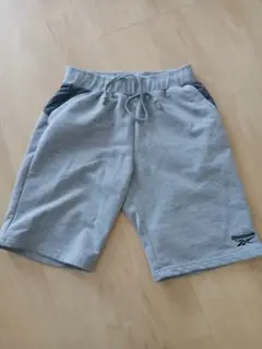 Reebok グレー ショートパンツ Lサイズ