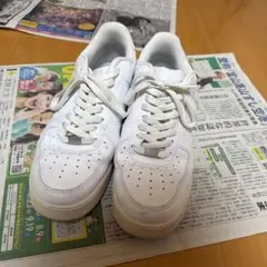 NIKE AIR FORCE 1 ホワイトのサムネイル