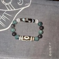 龍神天珠と仏三眼天珠のデザインブレスレット