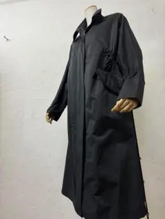 【待機中に】新品　黒　モード系　オーバーサイズロングコートｄ7092