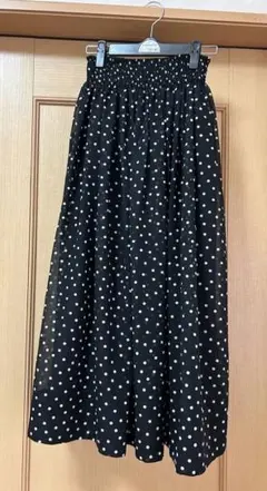 ドット柄 フレアスカート シャーリングウエストのサムネイル
