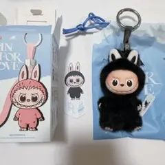 ラブブ　PIN FOR LOVE イニシャル　R ぬいぐるみ　ポップマート