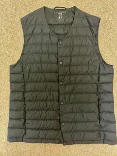 UNIQLO ULTRA LIGHT DOWN ベスト M ブラック