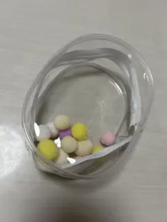 カラフルフェルトボール入り小物入れ