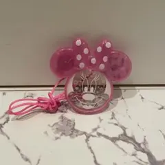 ディズニー ミニー マウス 光るペンダント ストラップ ピンク　ネックレスのサムネイル