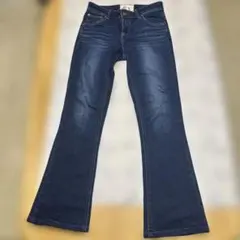 C-Seventeen フレアジーンズ ダークブルー