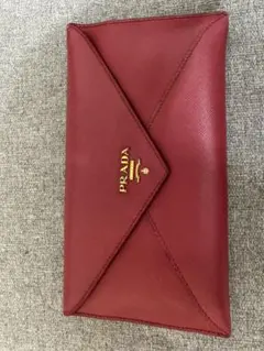 PRADA ピンク　エンベロープ型 長財布