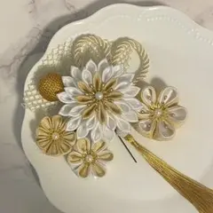 特別価格　つまみ細工　髪飾り　キラキラ　白金　9点セット　成人式　結婚式