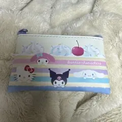 サンリオキャラクターズ シークレットフラットミニポーチ ケーキ 【シークレット】