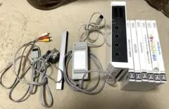Wii 本体 ソフト付き!ACアダプター 三色ケーブル センサーバー