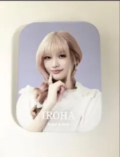 K-POPアイドル ILLIT アイリット IROHA 缶バッジ