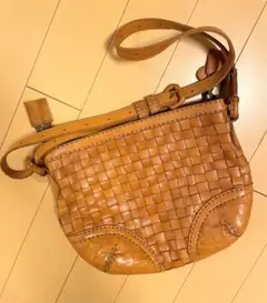 レザー編み込みショルダーバッグ　　ロビタ　Robita 美品