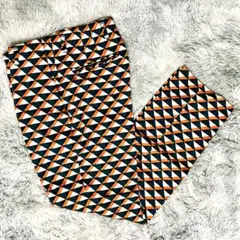 【極美品】✨ ドリスヴァンノッテン 総柄 チェック テーパードパンツのサムネイル