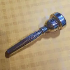 Item thumbnail for item a592c7ae-83f3-4fc8-9f0e-81830f274505