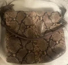 Item thumbnail for item f2b96f8d-b0b3-4947-8698-5b66ae65d19e