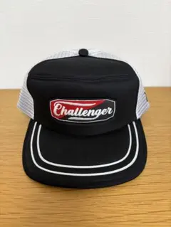 CHALLENGER トラッカーキャップ