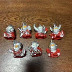 マント付きウルトラマンフィギュア 7体セット