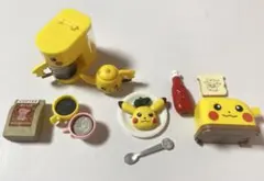 ピカチュウルームへようこそ　ポケモンミニチュアリーメント　お食事セット