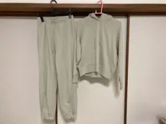 UNIQLO スウェット　セットアップ