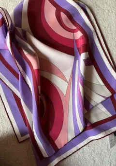 EMILIO PUCCI 幾何学模様シルクスカーフ