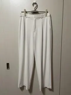 新品同様 25年モデル ユニクロ タックワイドパンツ ホワイト サイズXL