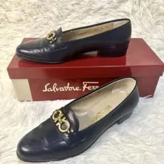 はるる様 フェラガモ ガンチーニ ローファー パンプス ネイビー 金具 レザー