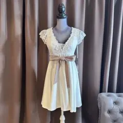 P22442 新品 S ホワイト キャバドレス フレア Aライン リボン レース