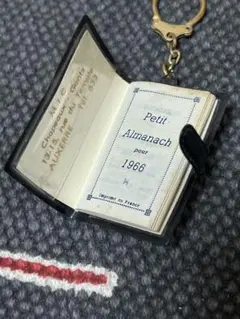 ヴィンテージ フランス製本型キーホルダー レトロ アメカジ ストリート