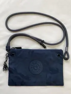 キプリング ネイビー サコッシュ ショルダーバッグ 迷彩 紺 Kipling