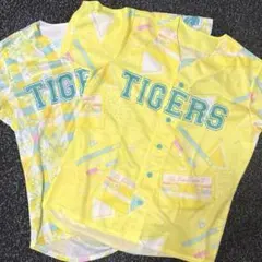 阪神タイガース TORACO ユニフォーム 2枚セット