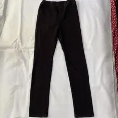UNIQLO KIDS 黒 ボトムス 140サイズ