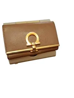 Ferragamoブラウンレザーキーケース