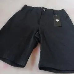 新品　DESCENTE　ショートパンツ　Mのサムネイル