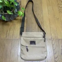 伊太利屋 ショルダーバック 38センチ×30センチ - メルカリ