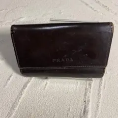 l*f様 PRADAプラダ 6連キーケース レザー 無地 ロゴ刻印ブラウン