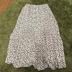 LOWRYS FARM花柄プリーツロングスカート