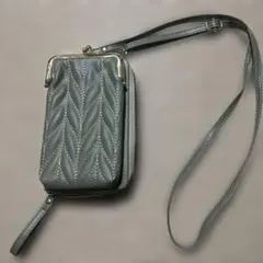 中古美品 グリーン スマホショルダーバッグ