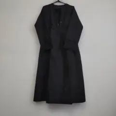 新品未使用　黒い長袖シャツマキシ丈ロングワンピース　袖レースデザイン