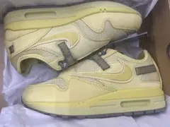 Travis Scott × Nikeトラヴィス・スコット × エアマックス