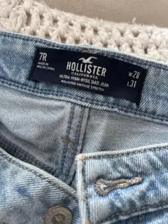 HOLLISTER バタフライ柄 デニムパンツ 7Rのサムネイル