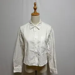 GUジーユー　クロップド丈長袖シャツ（M）白　シンプル　短丈