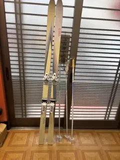 Item thumbnail for item de8b4fe8-41bb-4d99-ac25-76f0189976af