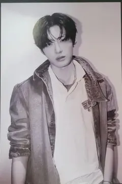 Item thumbnail for item ec203536-fcb6-4d32-ac5a-640e6124fe2b