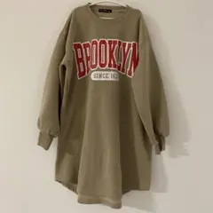 SHISKY 裏起毛 ロゴプリント スウェットワンピース