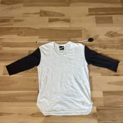 VICTIMのベースボールTシャツのサムネイル
