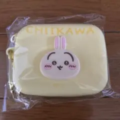 ちいかわ　ミニシリコンポーチ　うさぎ